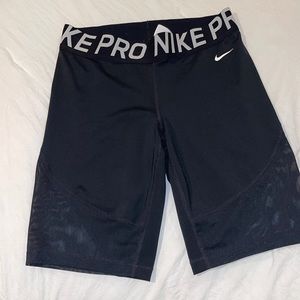 NIKE PRO DRI-FIT MESH BIKER SHORTS